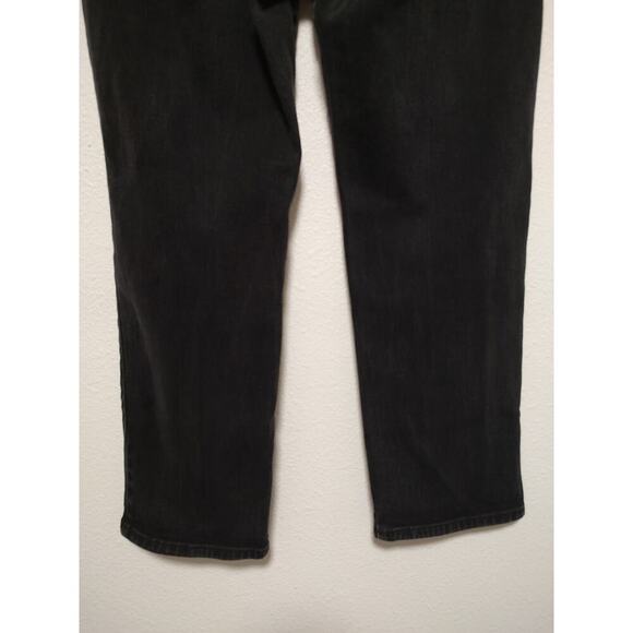 Style&Co Women's 16P Black Med Was High Rise Tapered Leg Jeans Stretch - Picture 4 of 8